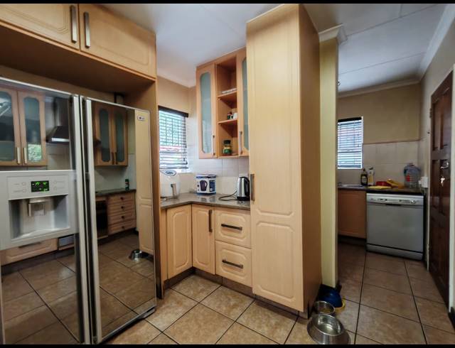 3 BEDROOM TOWNHOUSE FOR SALE IN THREE RIVERS PROPER